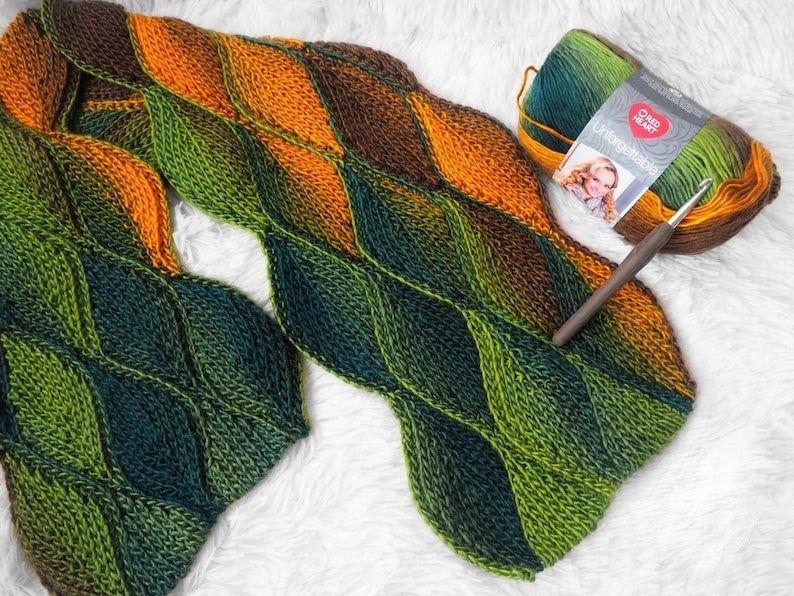 LEAFY knit-look scarf Crochet Pattern