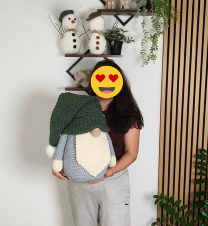 Oversized Gnomes Crochet Pattern