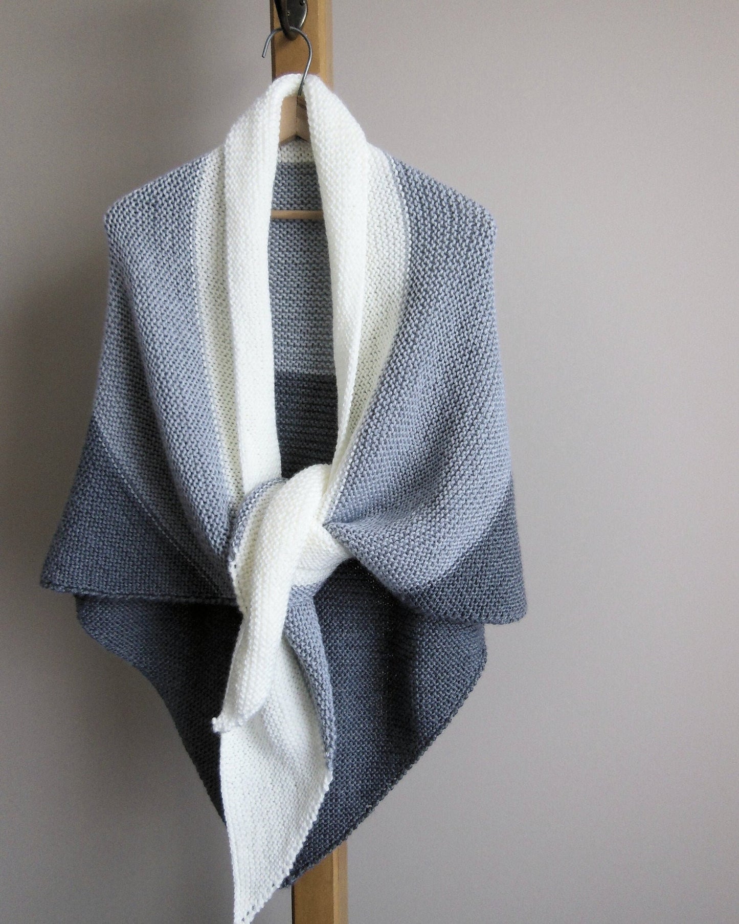 Easy Warmth Shawl knitting Pattern