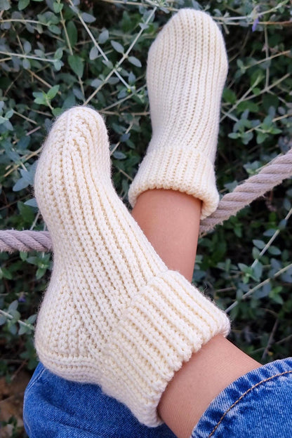 All-Sizes Warm Socks Crochet Pattern