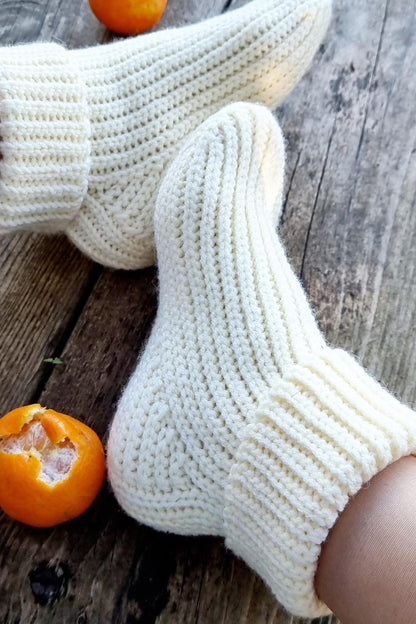 All-Sizes Warm Socks Crochet Pattern