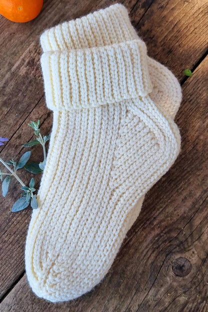 All-Sizes Warm Socks Crochet Pattern