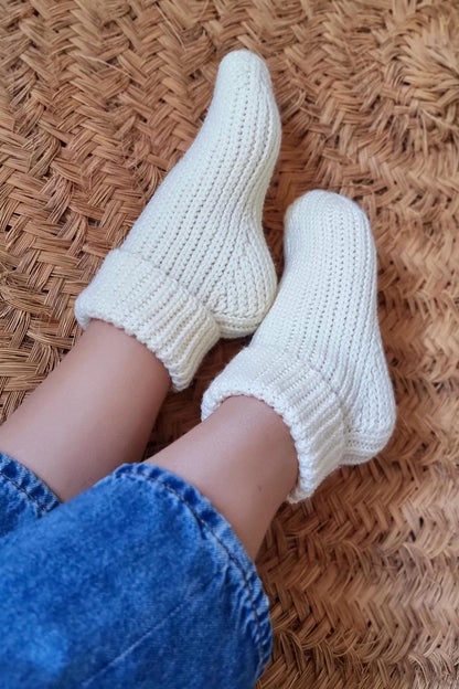 All-Sizes Warm Socks Crochet Pattern