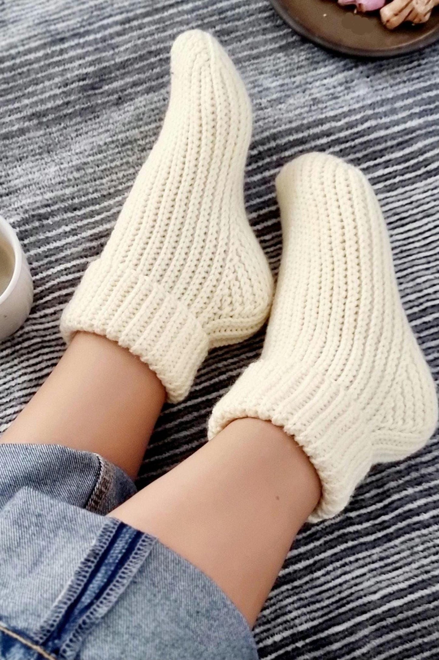 All-Sizes Warm Socks Crochet Pattern