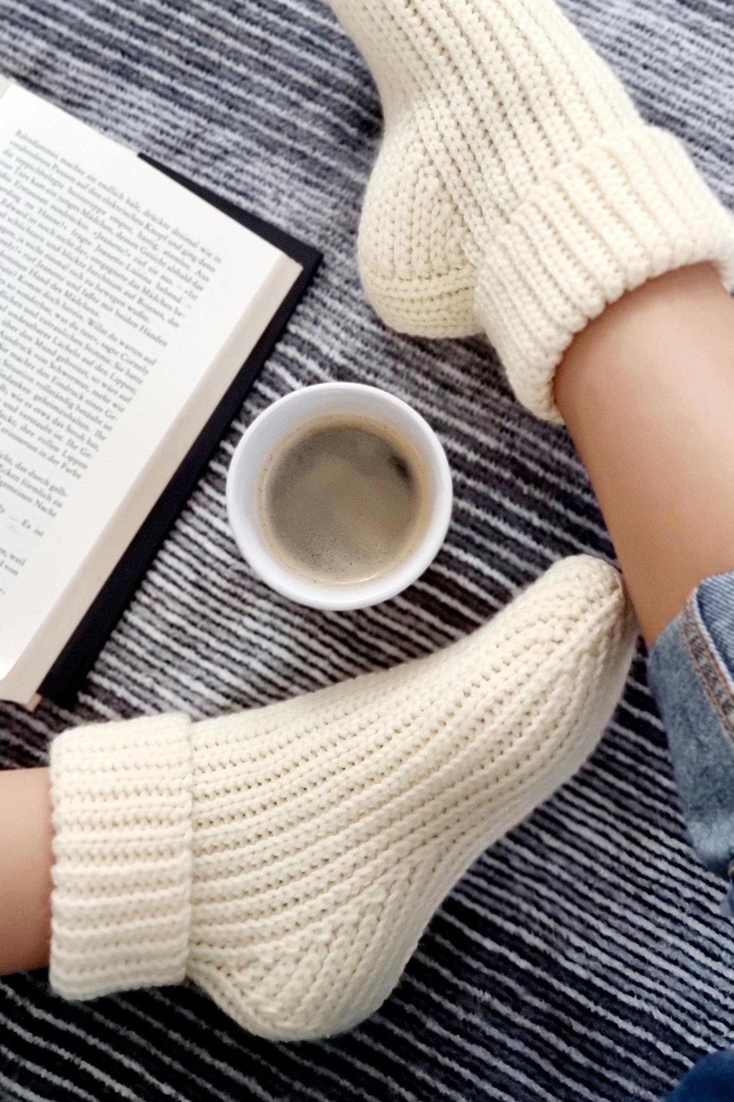 All-Sizes Warm Socks Crochet Pattern