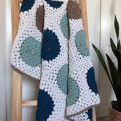 cozy granny square blanket Crochet Pattern