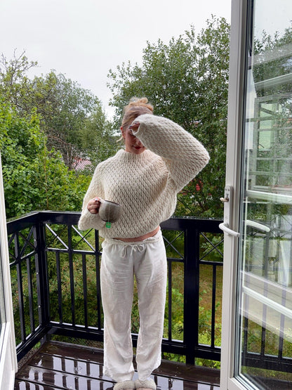 soft wool sweater  Crochet Pattern