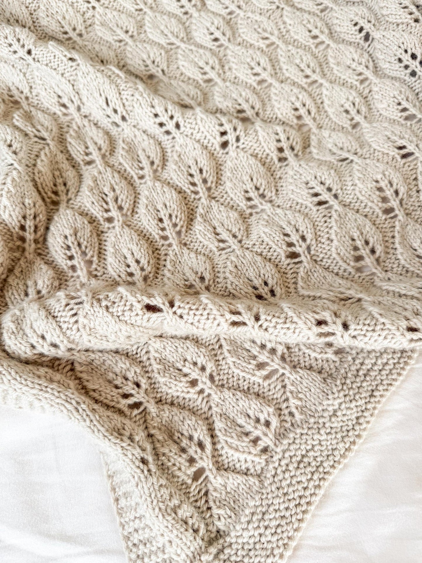 Soft Leaf Baby Blanket Knitting Pattern