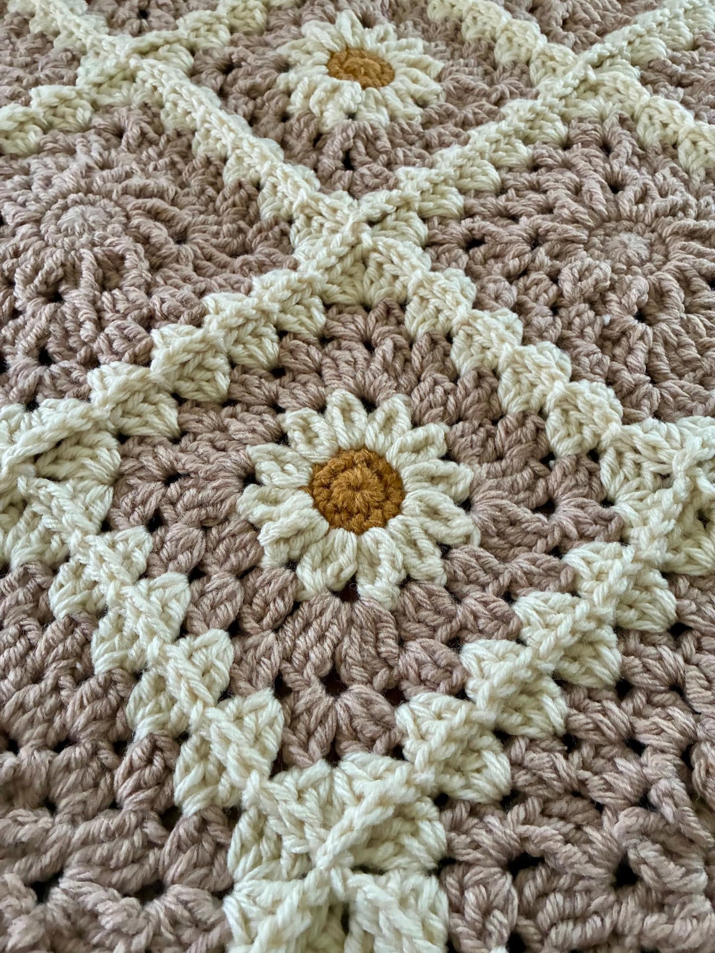 Daisy Cozy Throw Crochet Pattern