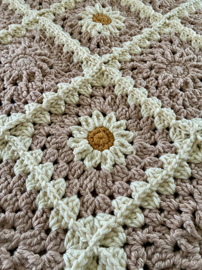 Daisy Cozy Throw Crochet Pattern