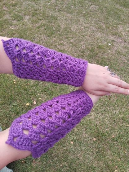 Fantasy Hero Bracers Crochet Pattern